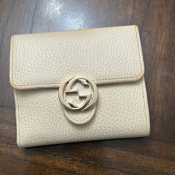 Gucci Interlocking GG Wallet with the box - Picture 4 of 9